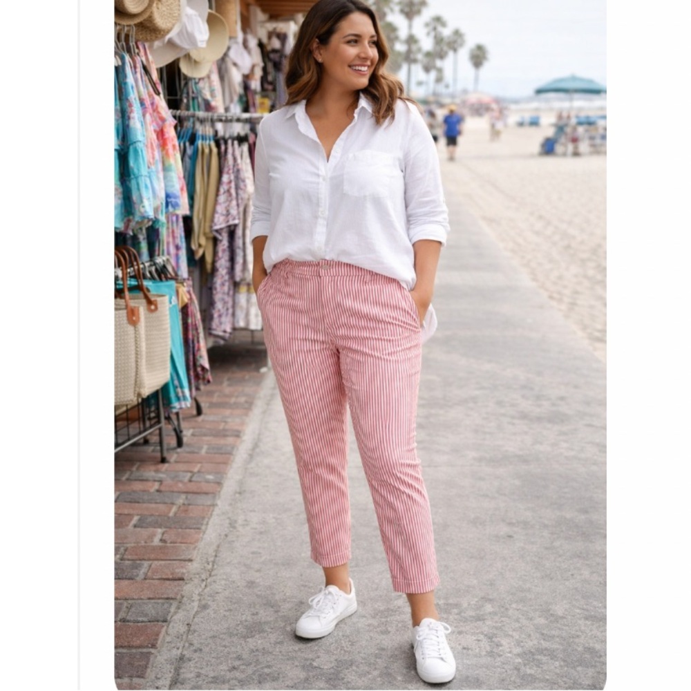 Old Navy Pink Stripe Cropped Ankle Pants